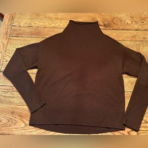 Aritzia rich mocha brown sweater